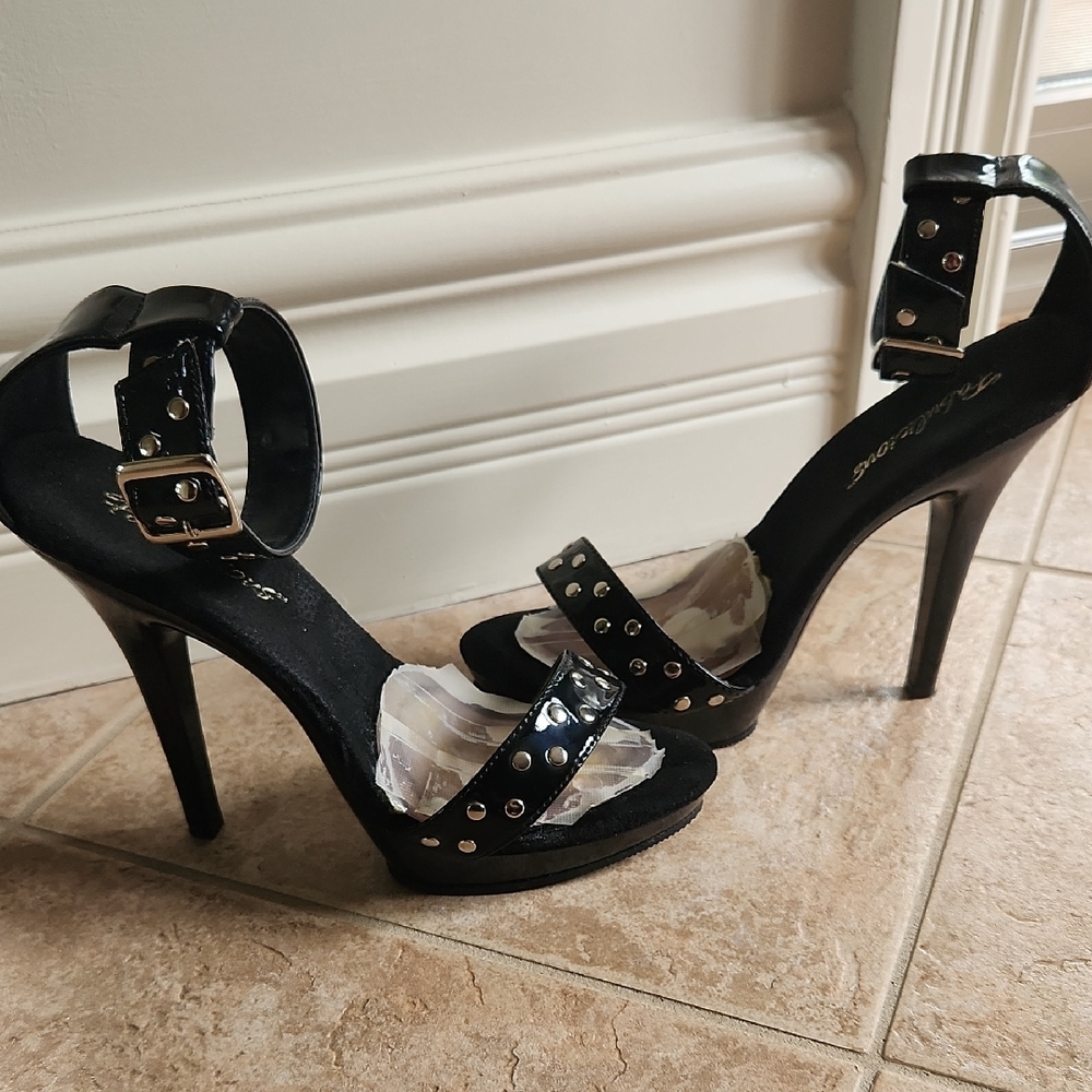 Black Stiletto Heels